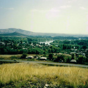 Das Dorf Predgornoye, der Geburtsort von Viktor. 1993